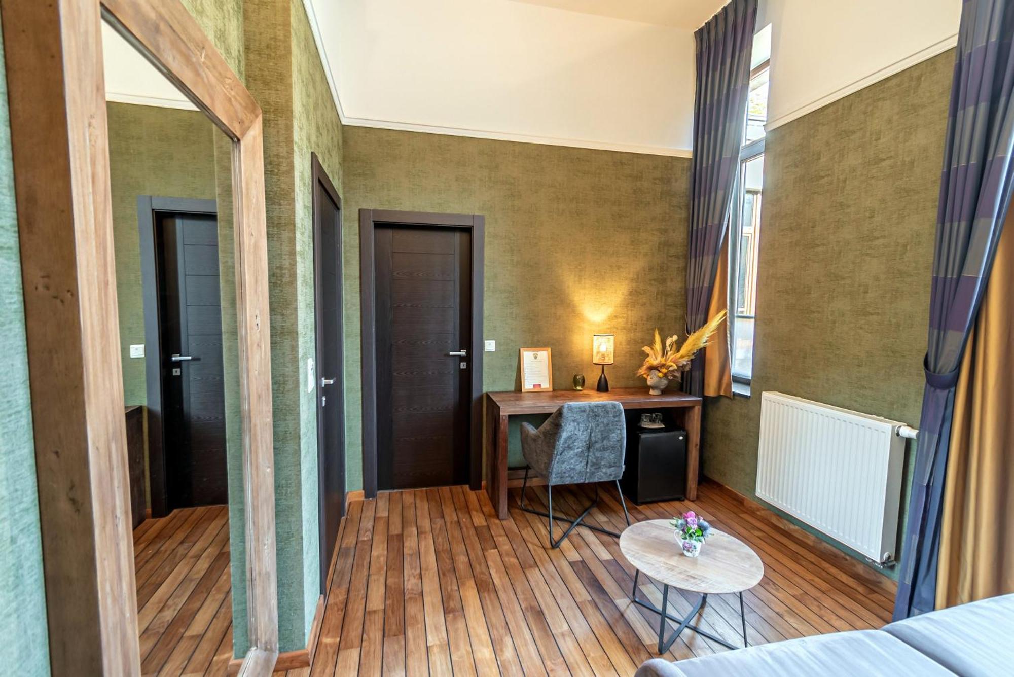 Hotel Des Comtes Durbuy Phòng bức ảnh