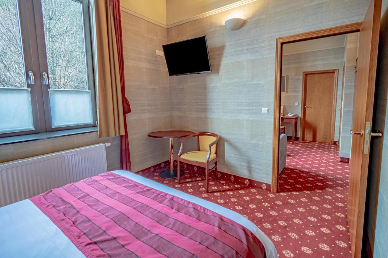 Hotel Des Comtes Durbuy Ngoại thất bức ảnh